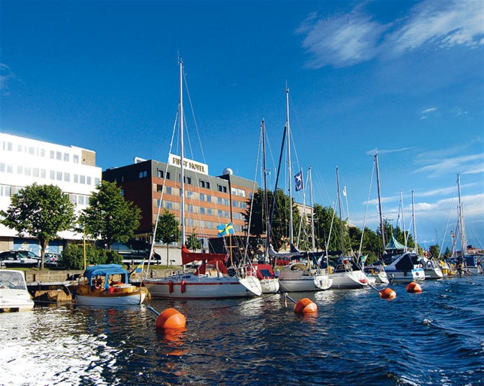 First Hotel Stadt Harnosand Exterior photo
