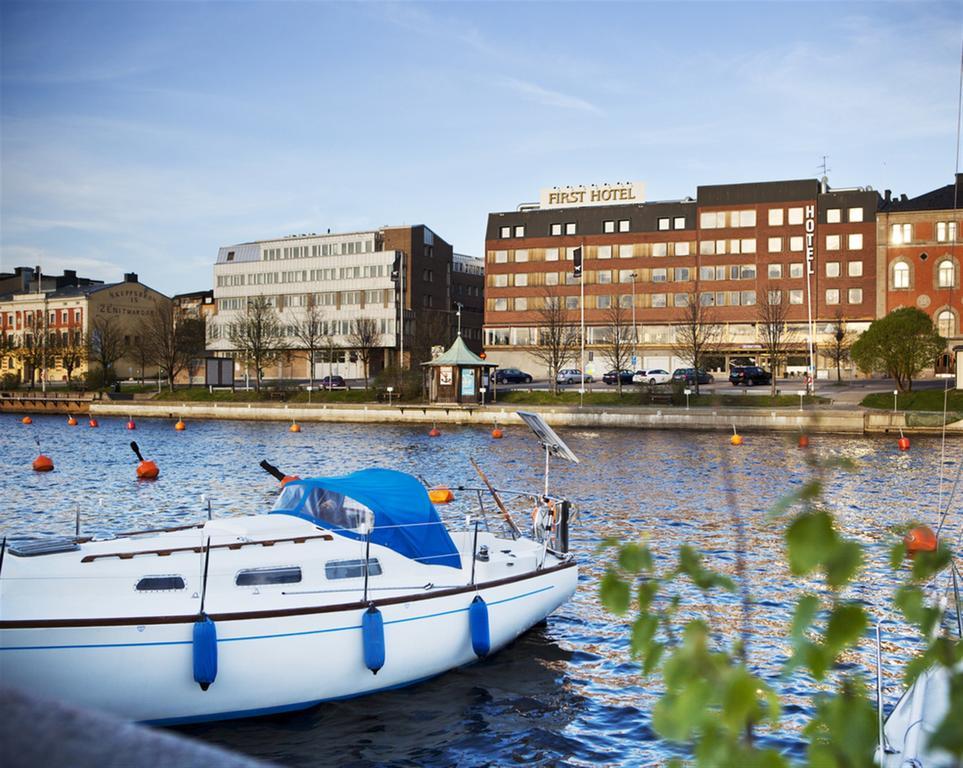 First Hotel Stadt Harnosand Exterior photo